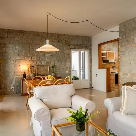 Escalina With Private Beach And A/c Villa *