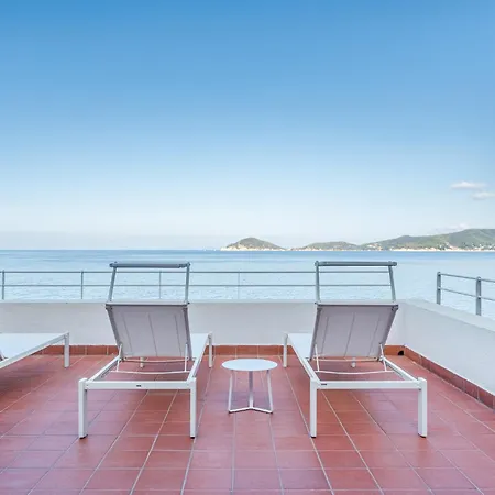 Villa Escalina With Private Beach And A/c *