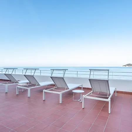 Escalina With Private Beach And A/c Villa
