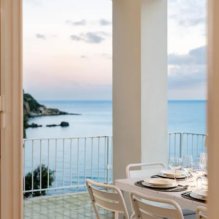 Escalina With Private Beach And A/c Villa *